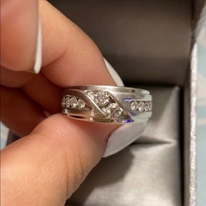 Ever us men Diamond wedding band